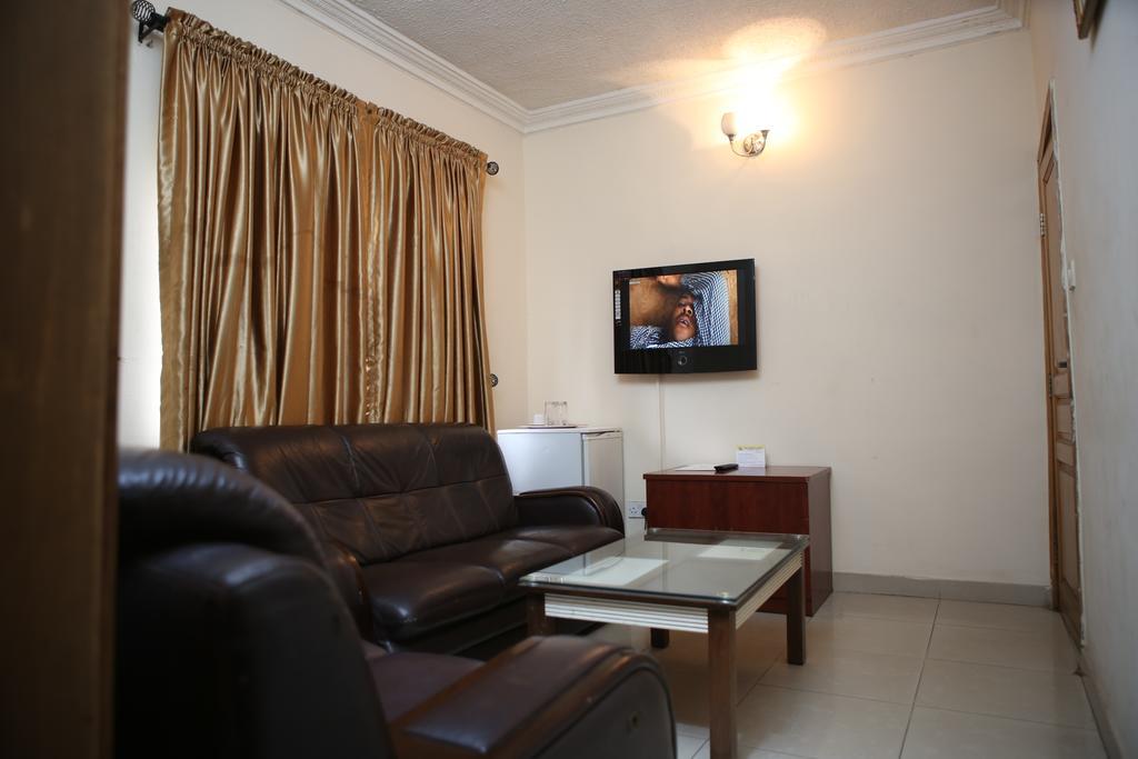 The Habitat Suites International Lagos Szoba fotó