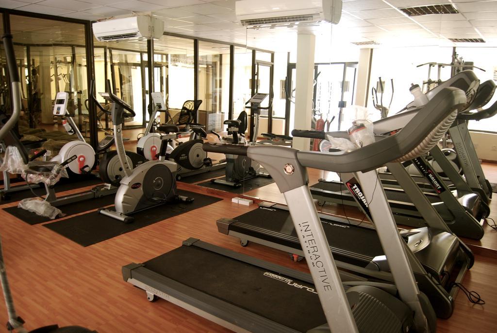 The Habitat Suites International Lagos Kültér fotó