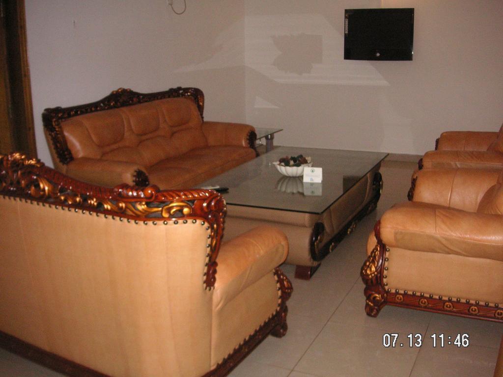 The Habitat Suites International Lagos Szoba fotó