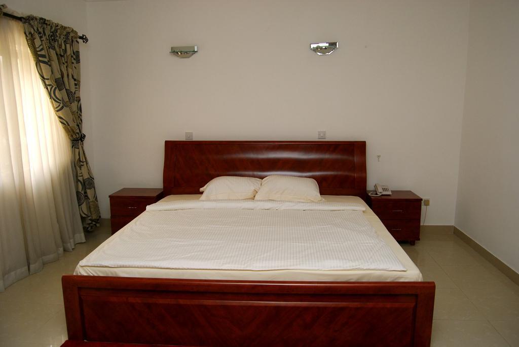 The Habitat Suites International Lagos Szoba fotó