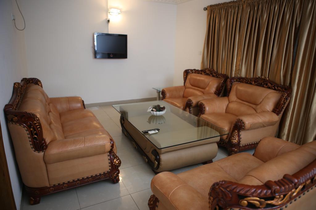 The Habitat Suites International Lagos Kültér fotó