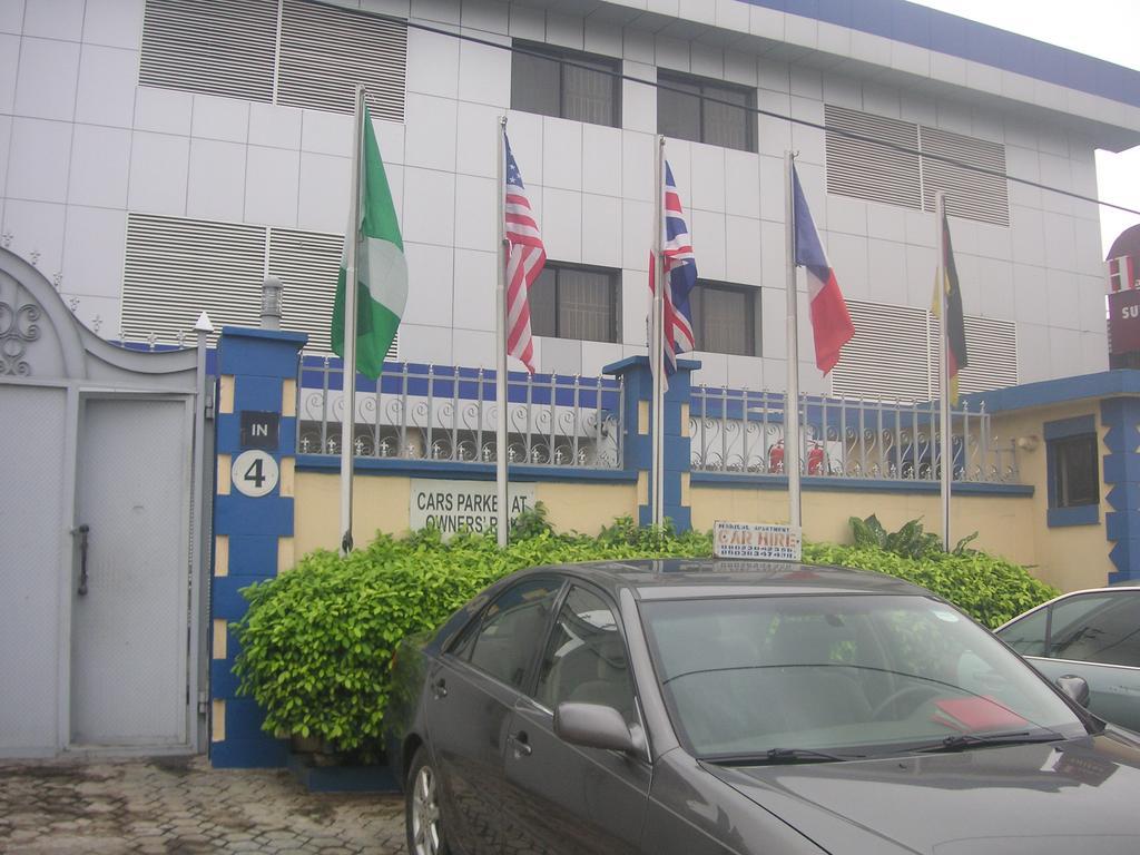 The Habitat Suites International Lagos Kültér fotó