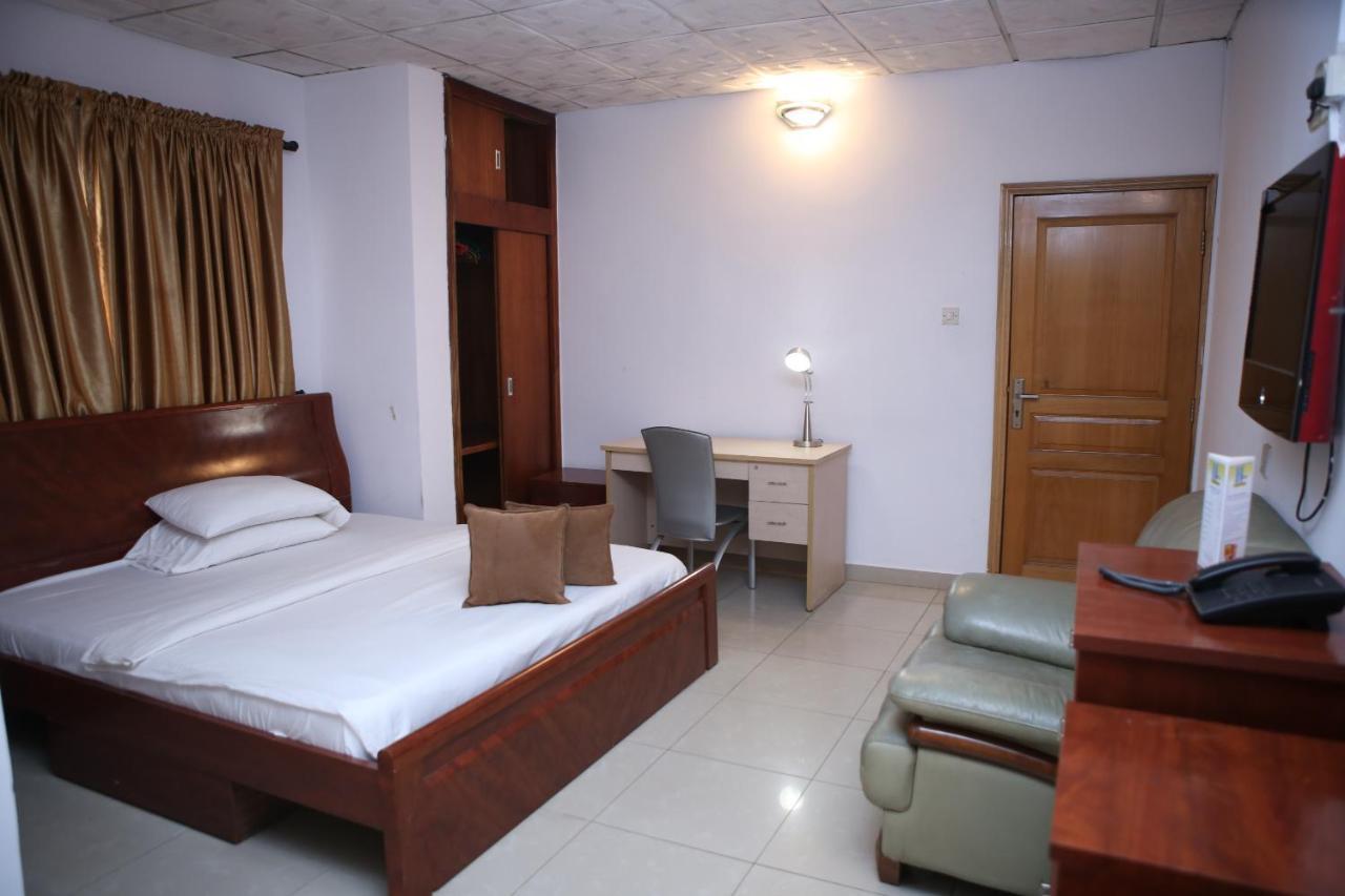The Habitat Suites International Lagos Kültér fotó